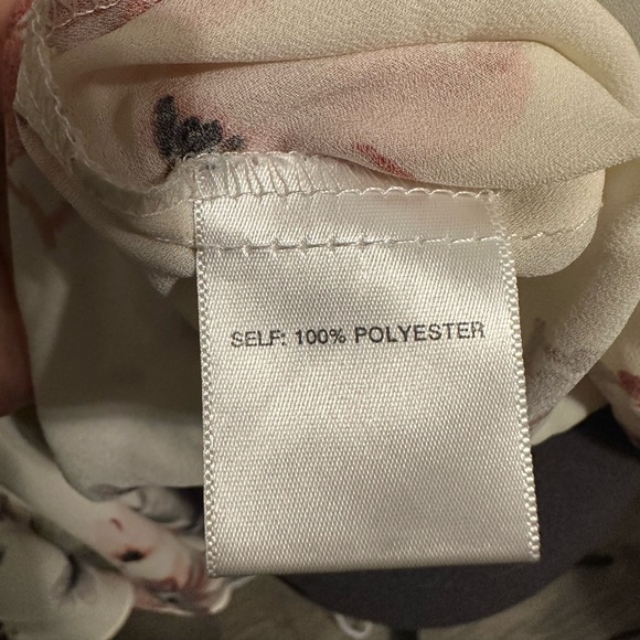 Rose & Olive Cream Floral Blouse - Picture 5 of 7